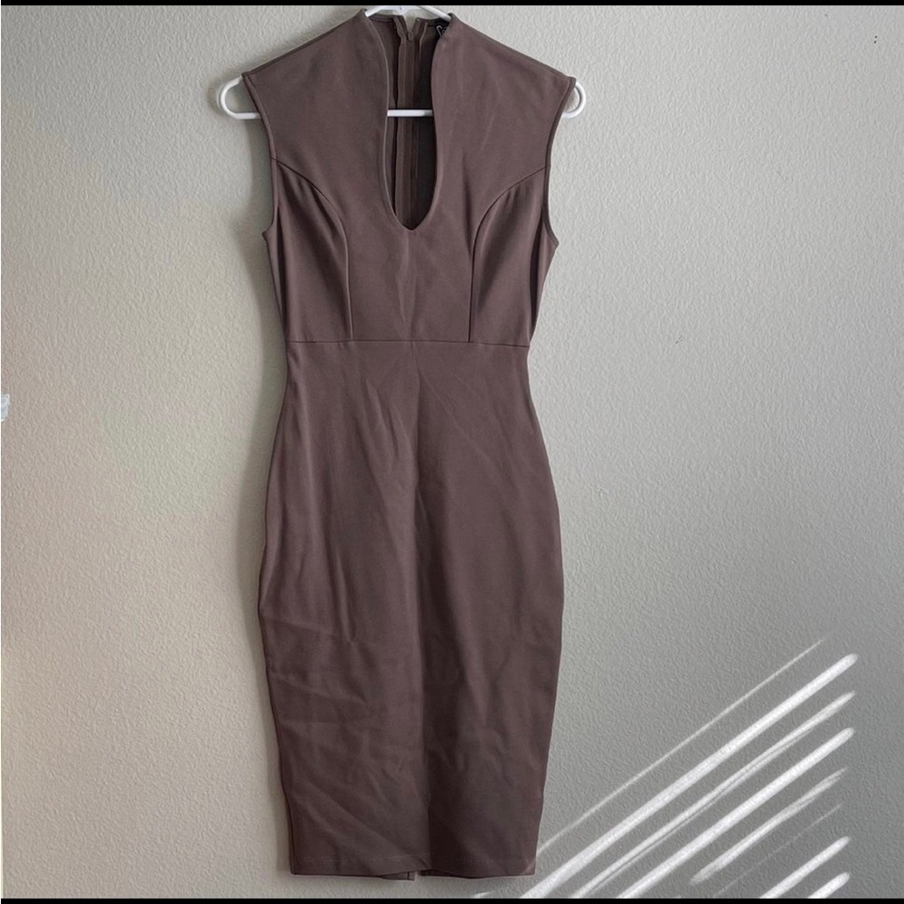 Windsor Taupe Midi Slit Dress Size Small 🛒